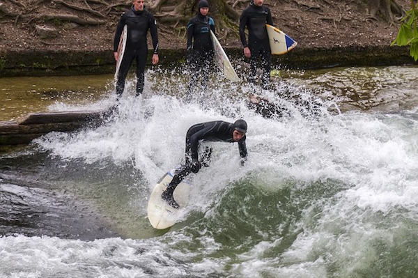 riversurfing